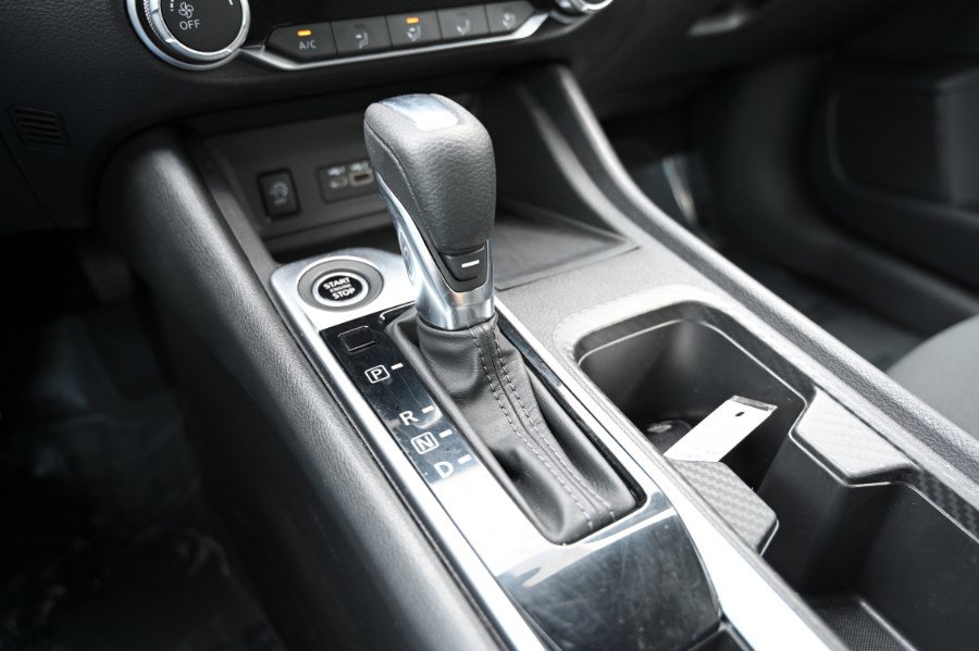 Used 2024 Nissan Sentra SV image 24