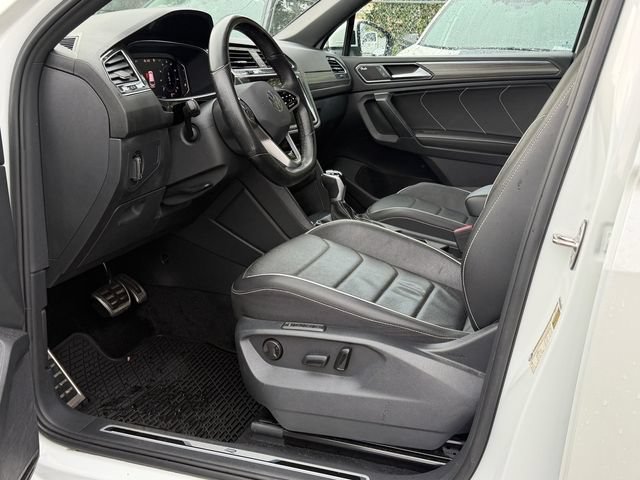 Used 2023 Volkswagen Tiguan SEL R-Line AWD/4WD image 13
