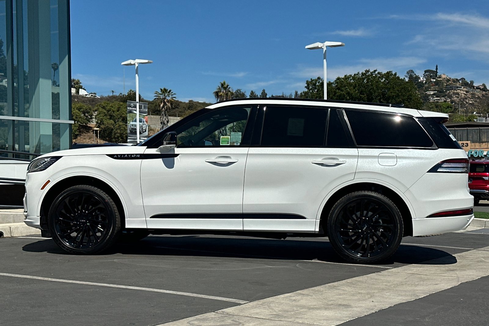 New 2025 Lincoln Aviator Reserve image 6