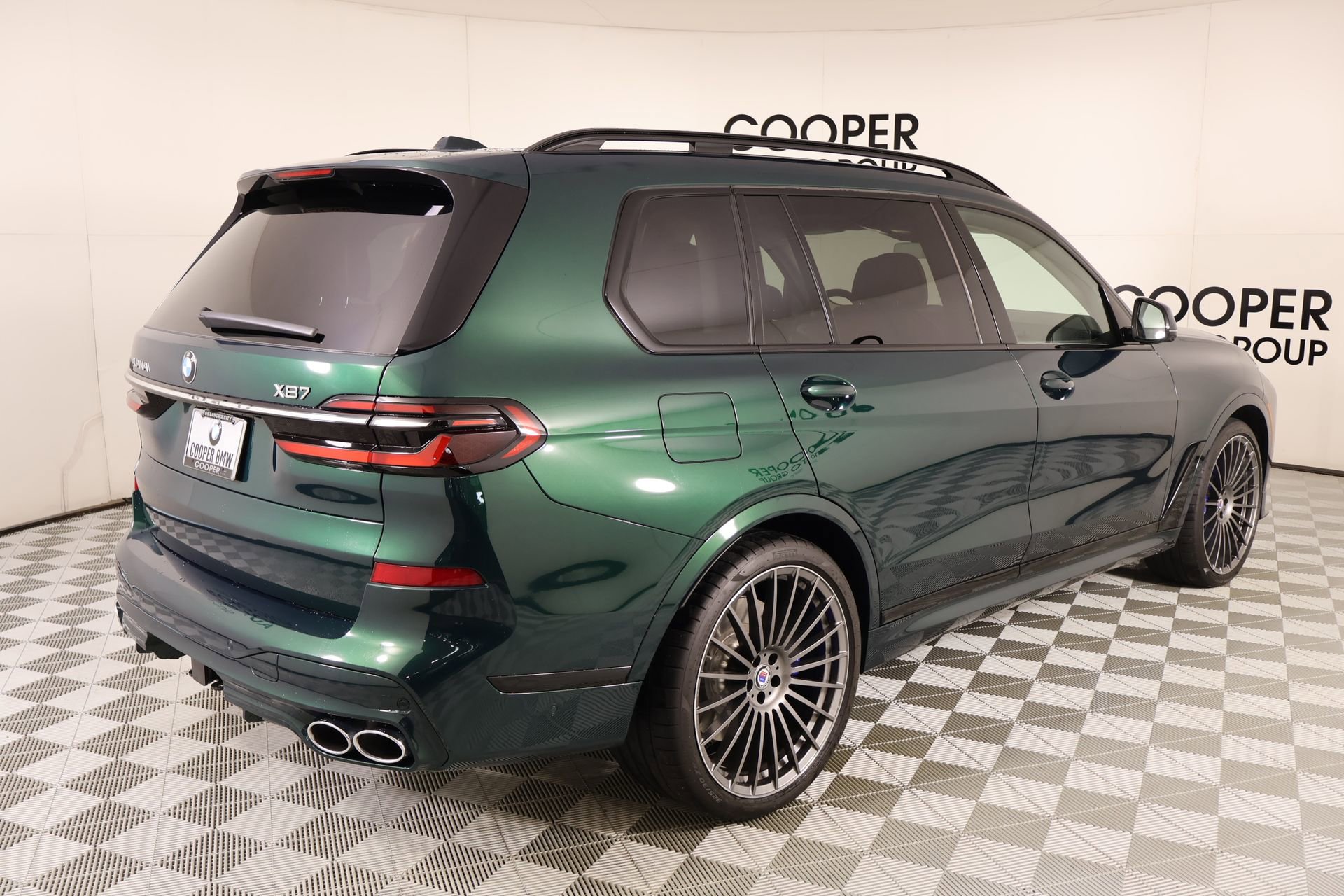 Used 2025 BMW ALPINA XB7 image 23