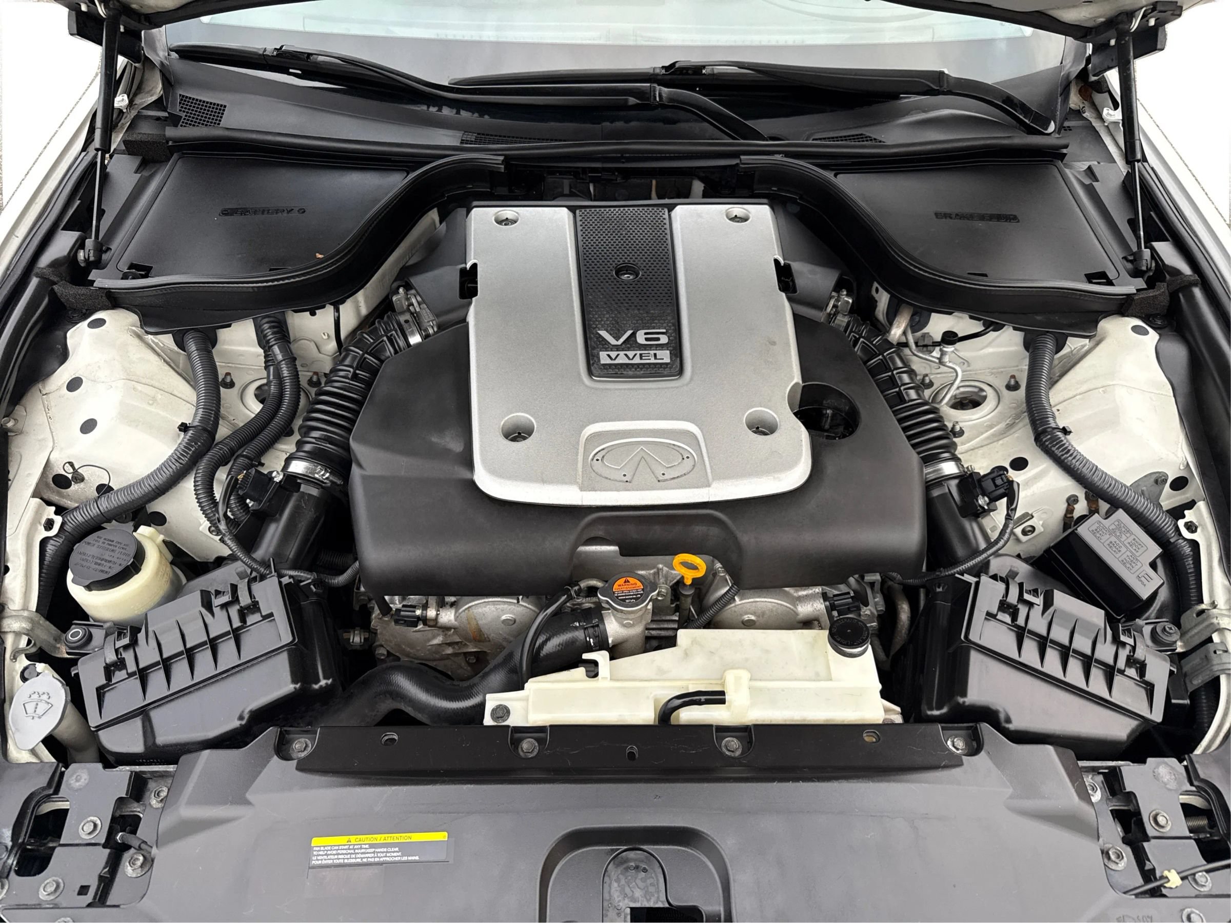 Used 2014 INFINITI Q60 Journey w/ Premium Package RWD image 11