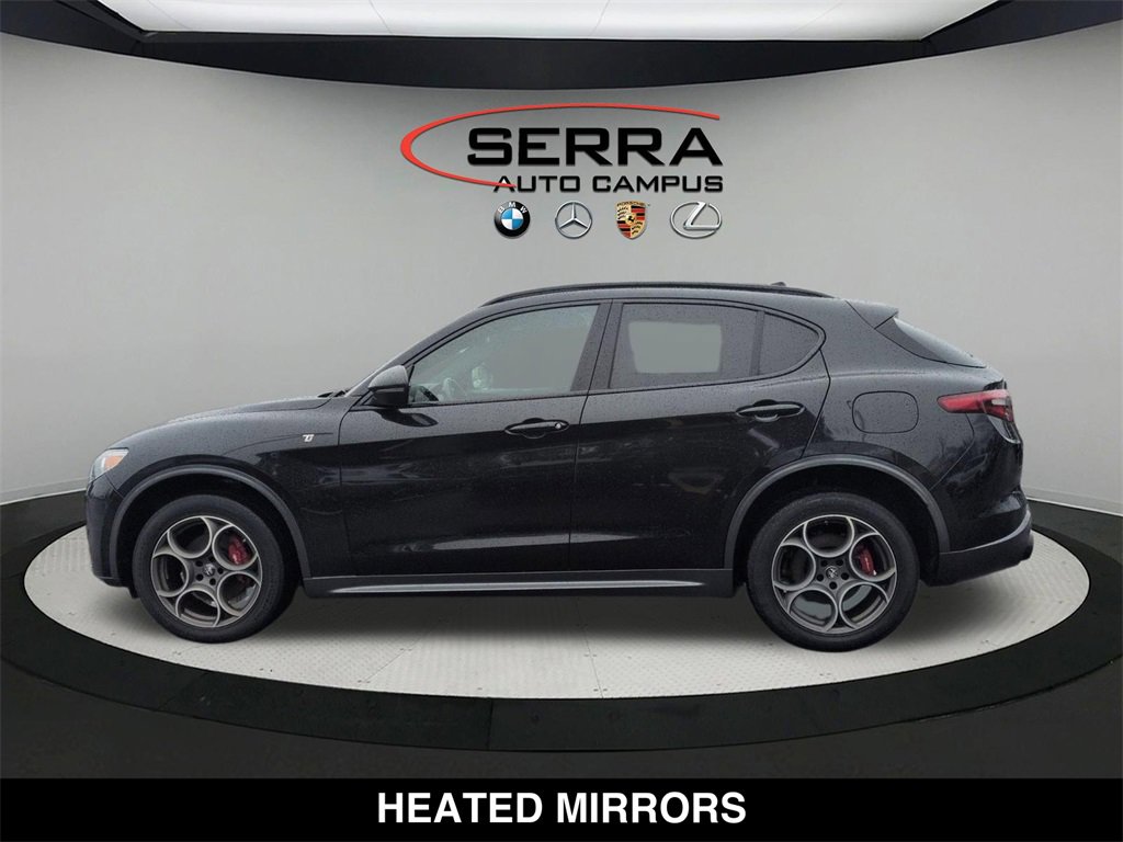Used 2023 Alfa Romeo Stelvio Ti image 16