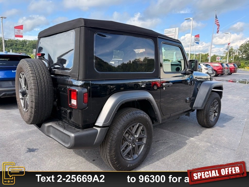 Used 2024 Jeep Wrangler Sport S image 4