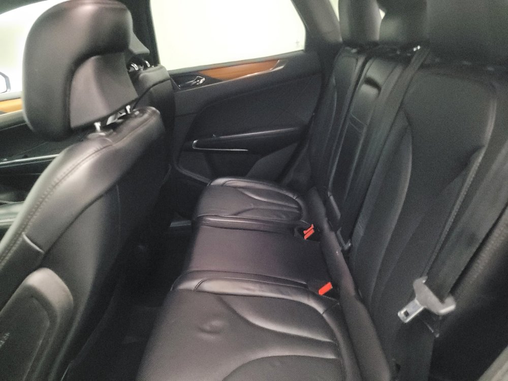 Used 2017 Lincoln MKC Reserve FWD image 18