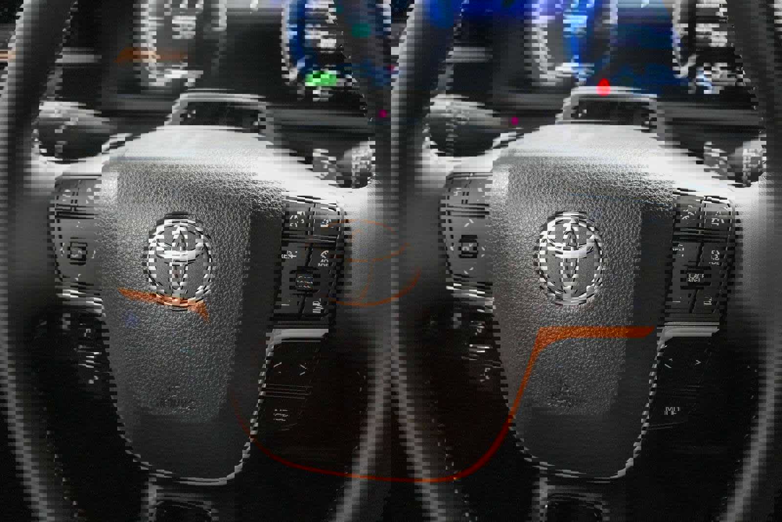 New 2025 Toyota Crown Signia image 13