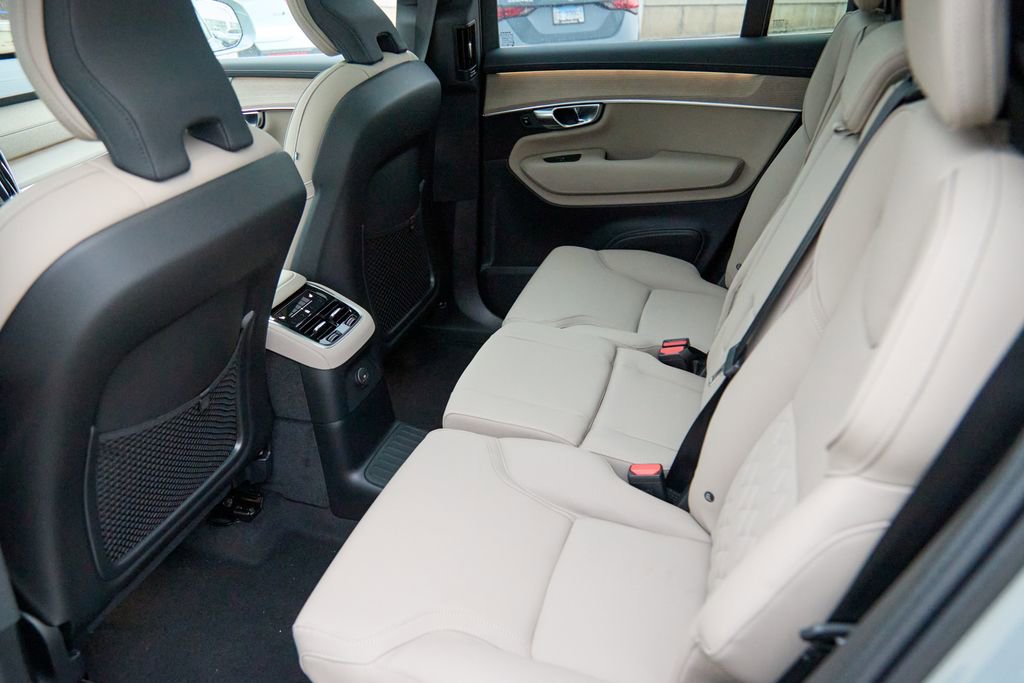 New 2026 Volvo XC90 T8 Plus w/ Protection Package image 21