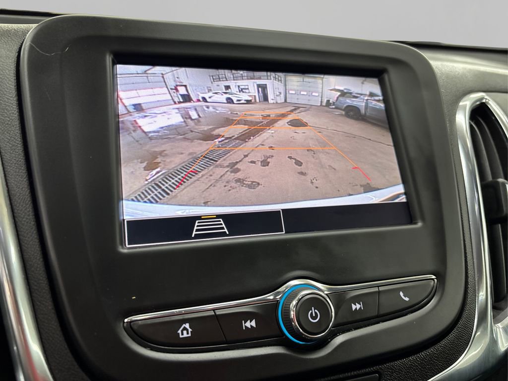 Used 2024 Chevrolet Equinox LT image 33