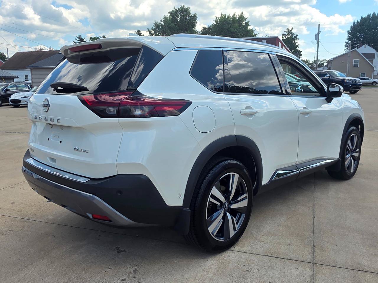 Used 2022 Nissan Rogue SL w/ SL Premium Package AWD/4WD image 21