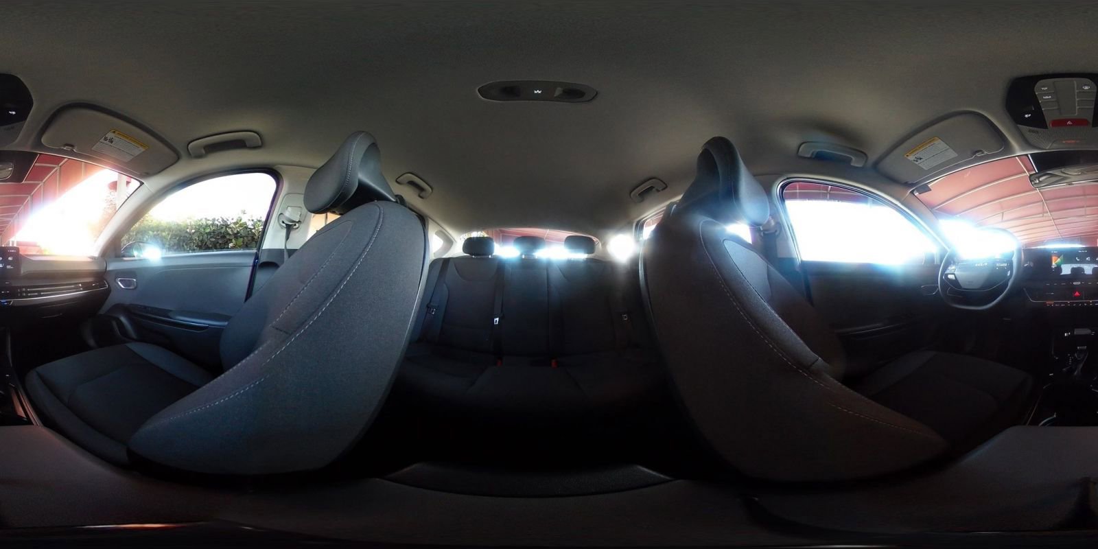 Used 2025 Kia K4 FWD image 40