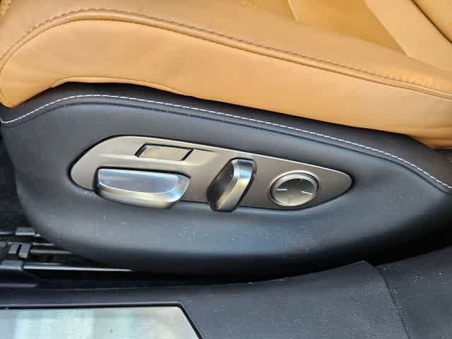 Used 2021 Lexus LS 500 w/ Accessory Package (Z2) image 15