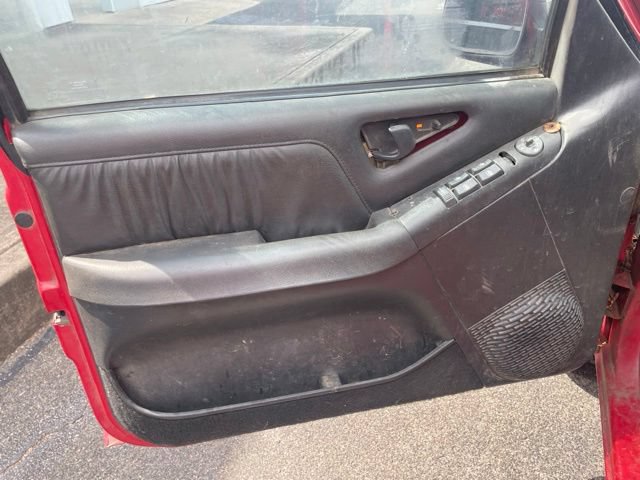 Used 1997 Chevrolet Blazer 2WD 4-Door w/ Preferred Equipment Group image 12