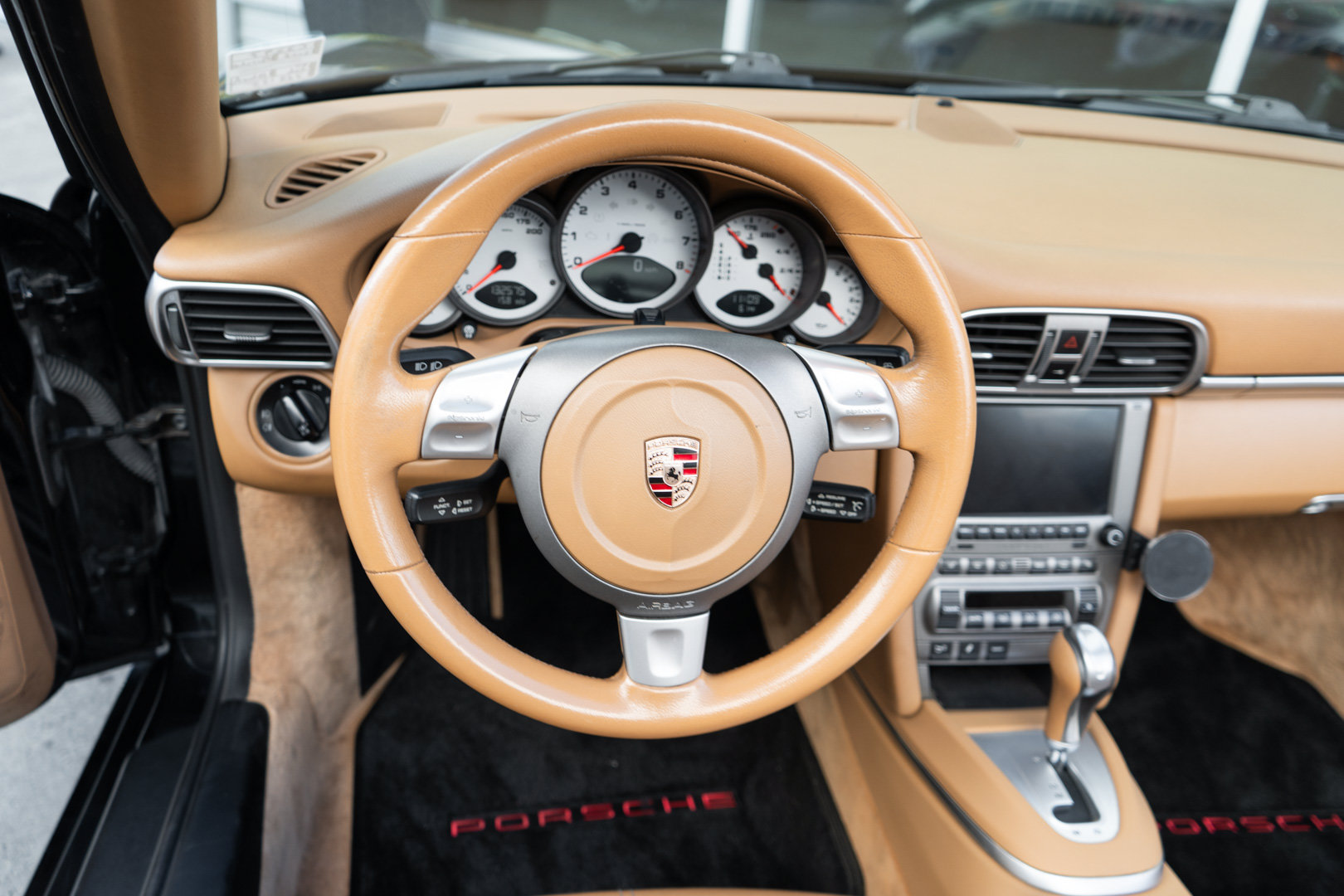 Used 2006 Porsche 911 Carrera S RWD image 16
