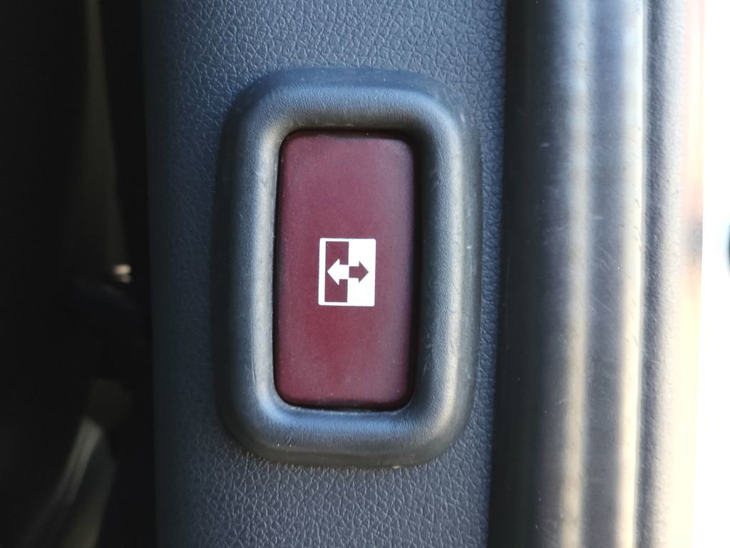Used 2023 Mercedes-Benz Sprinter 2500 image 29