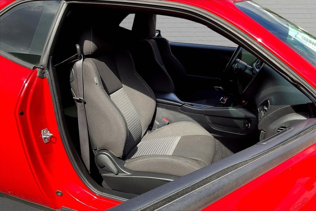 Used 2022 Dodge Challenger R/T RWD image 26