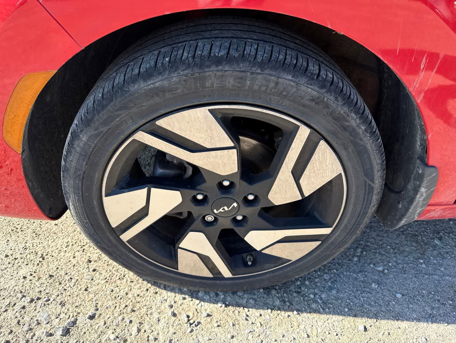 Used 2024 Kia Soul GT-Line w/ GT-Line Technology Package FWD image 6