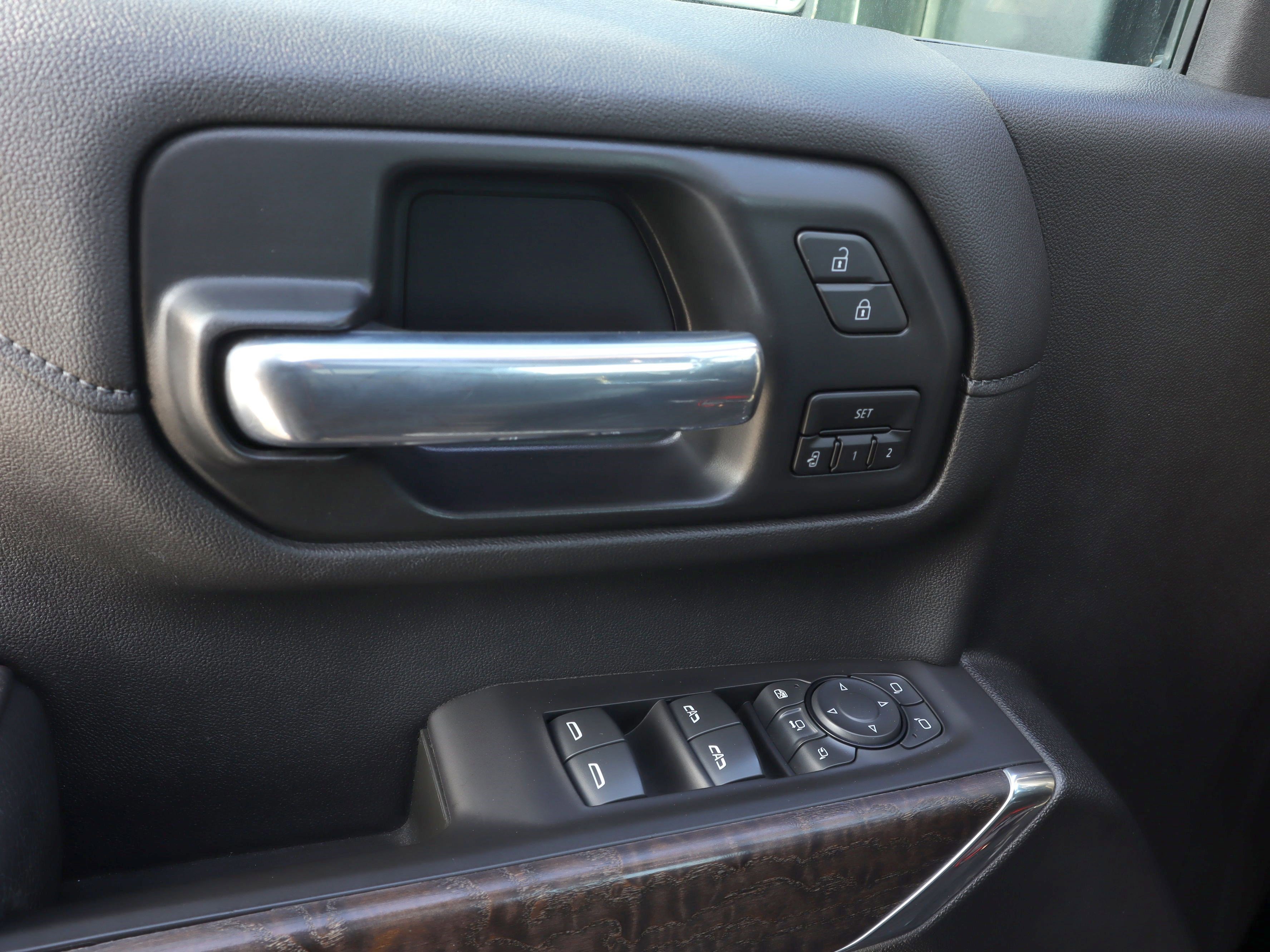 Used 2021 GMC Sierra 2500 Denali w/ Denali Ultimate Package image 22