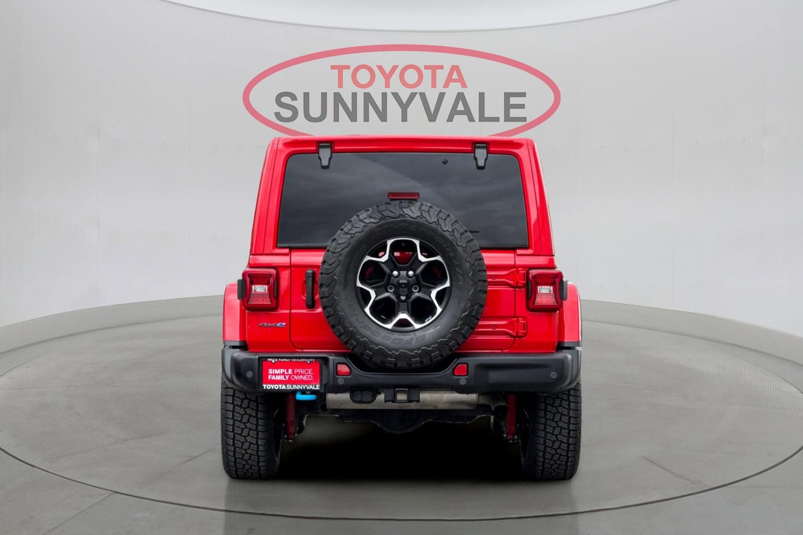 Used 2021 Jeep Wrangler Unlimited Rubicon 4xe w/ Steel Bumper Group AWD/4WD image 8