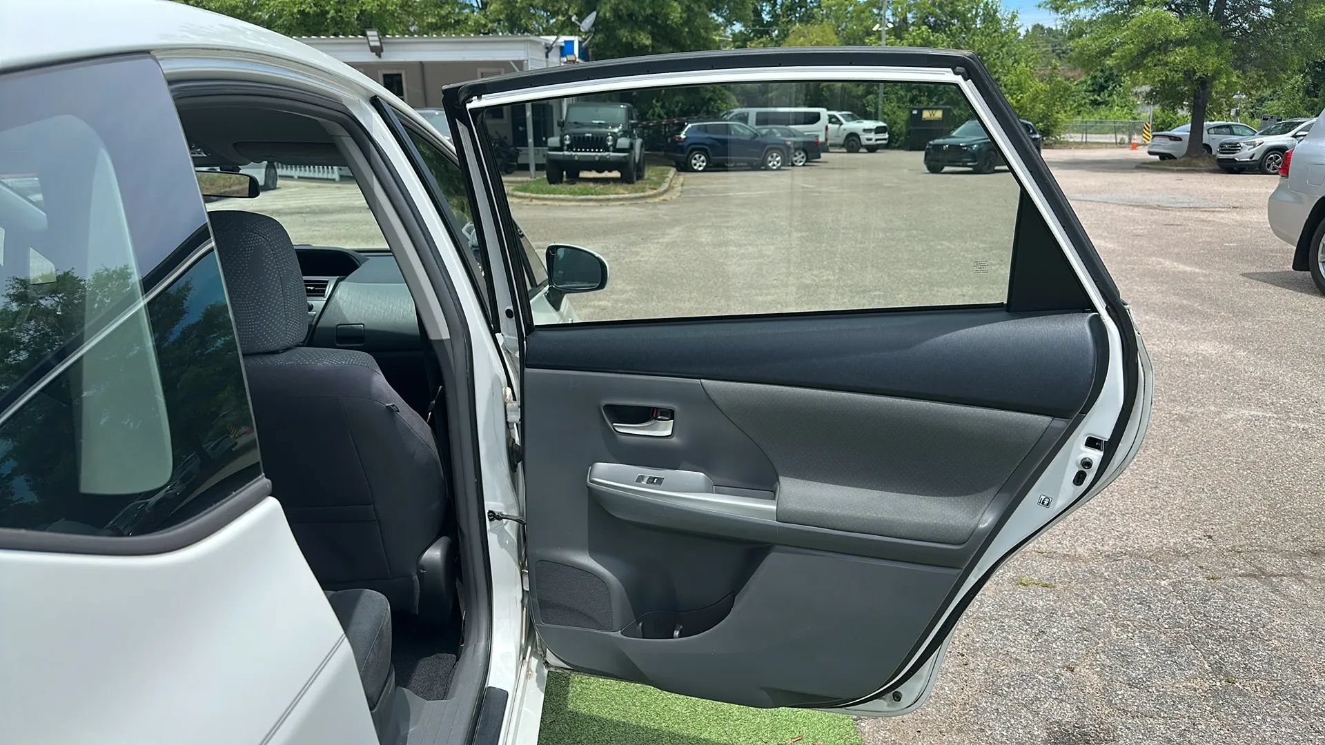 Used 2012 Toyota Prius V Two FWD image 21