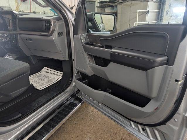 Used 2025 Ford F150 XLT w/ Equipment Group 301A Standard AWD/4WD image 5