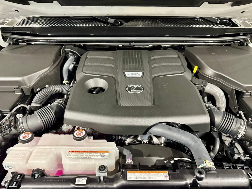 Used 2025 Lexus GX 550 image 13
