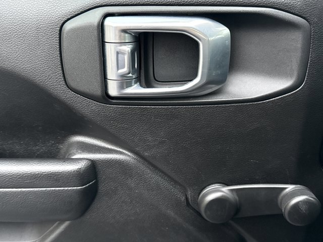 Used 2022 Jeep Wrangler Unlimited Sport image 14