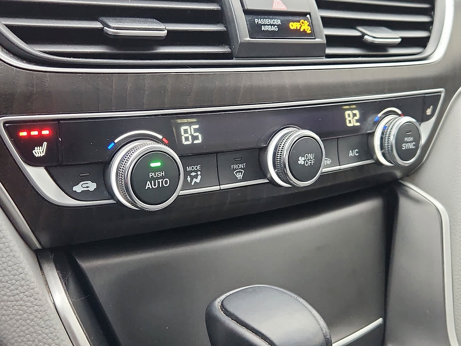 Used 2018 Honda Accord EX-L image 18