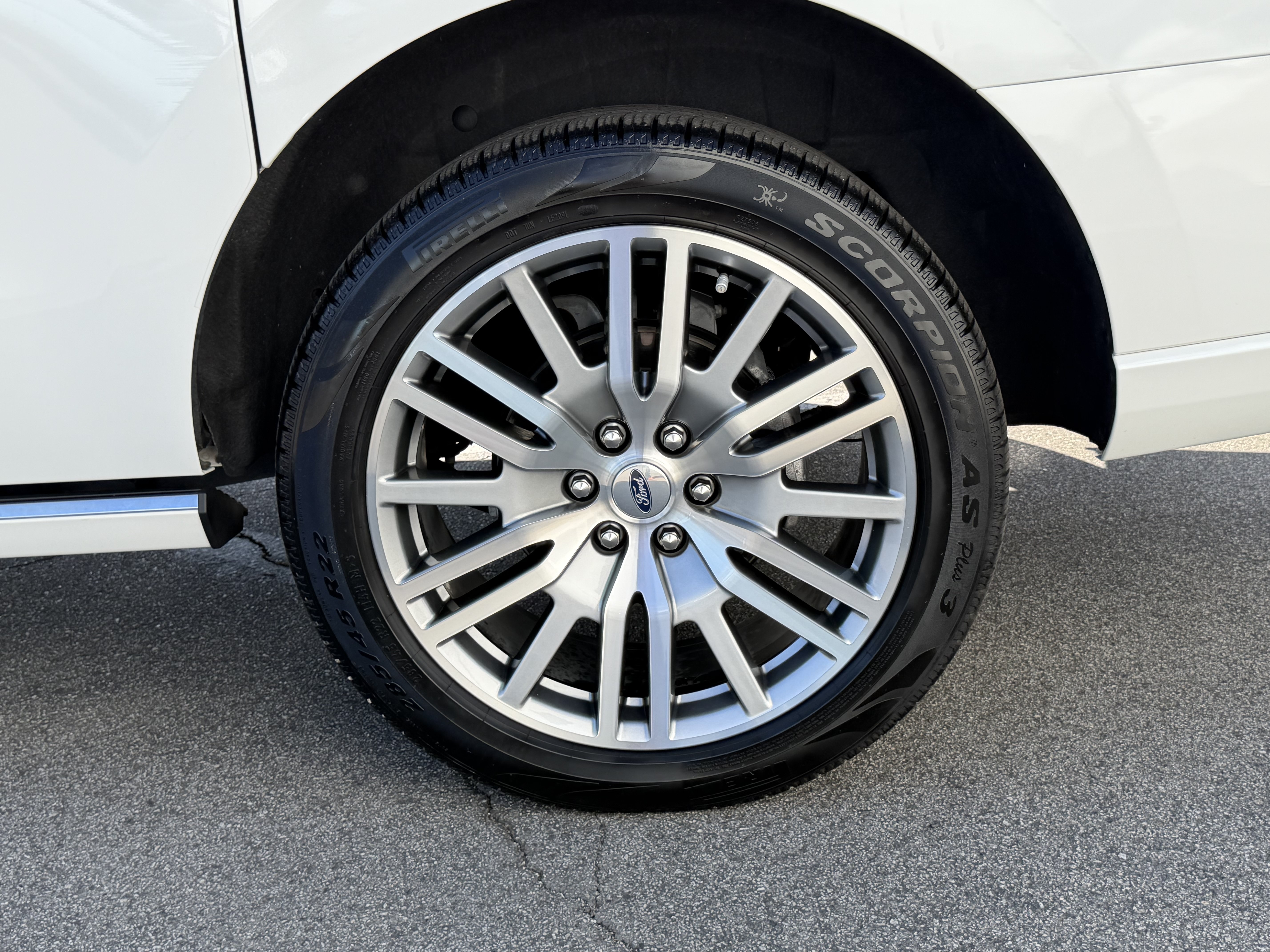 Certified 2023 Ford Expedition Max Platinum AWD/4WD image 11