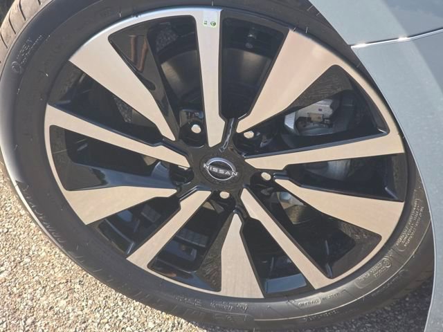 New 2025 Nissan Sentra SV w/ SV Premium Package image 19