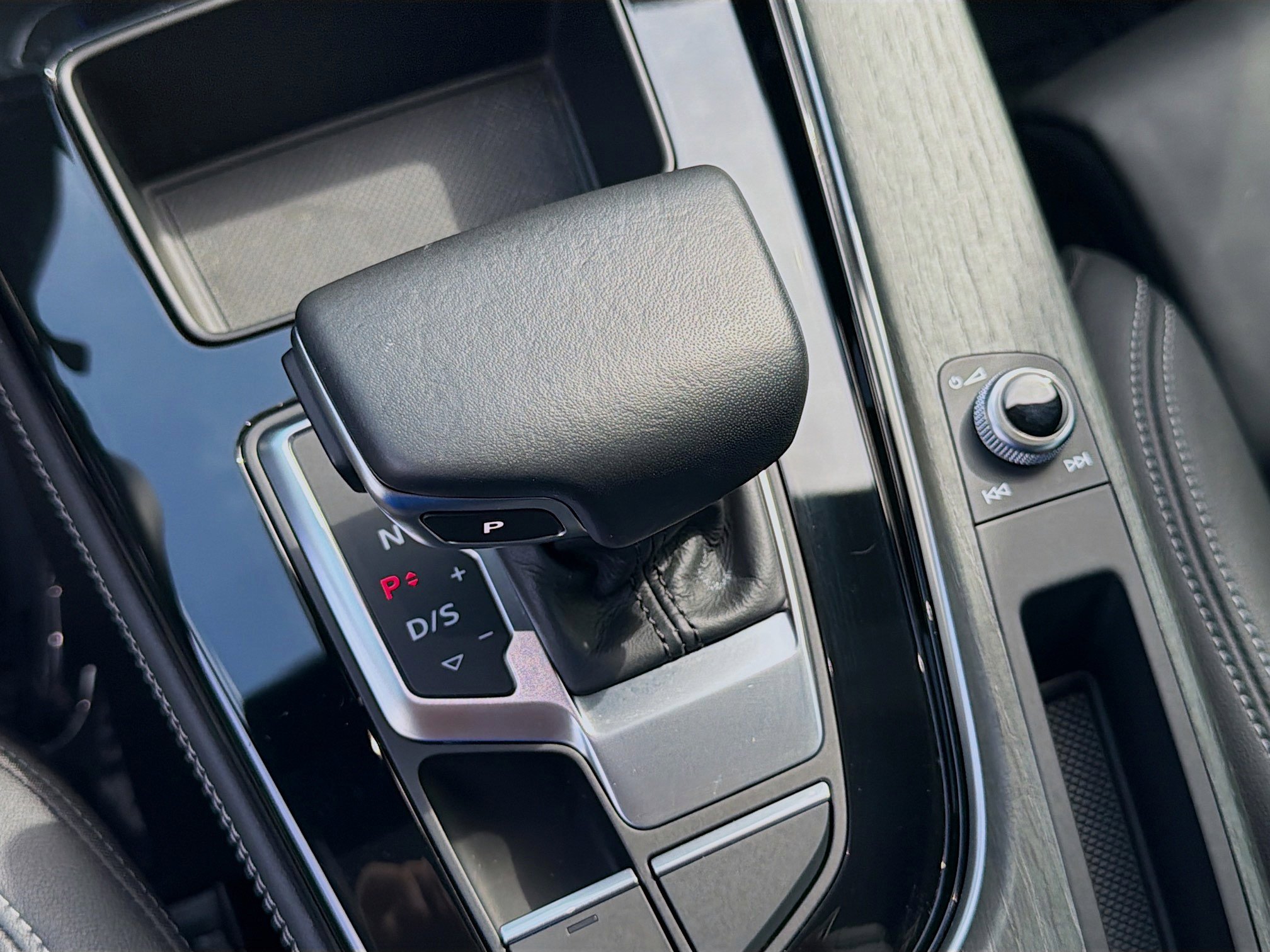 Used 2023 Audi A4 2.0T Premium Plus w/ Premium Plus Package image 15