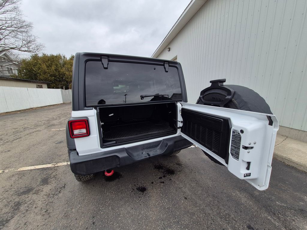 Used 2021 Jeep Wrangler Unlimited Sport image 23