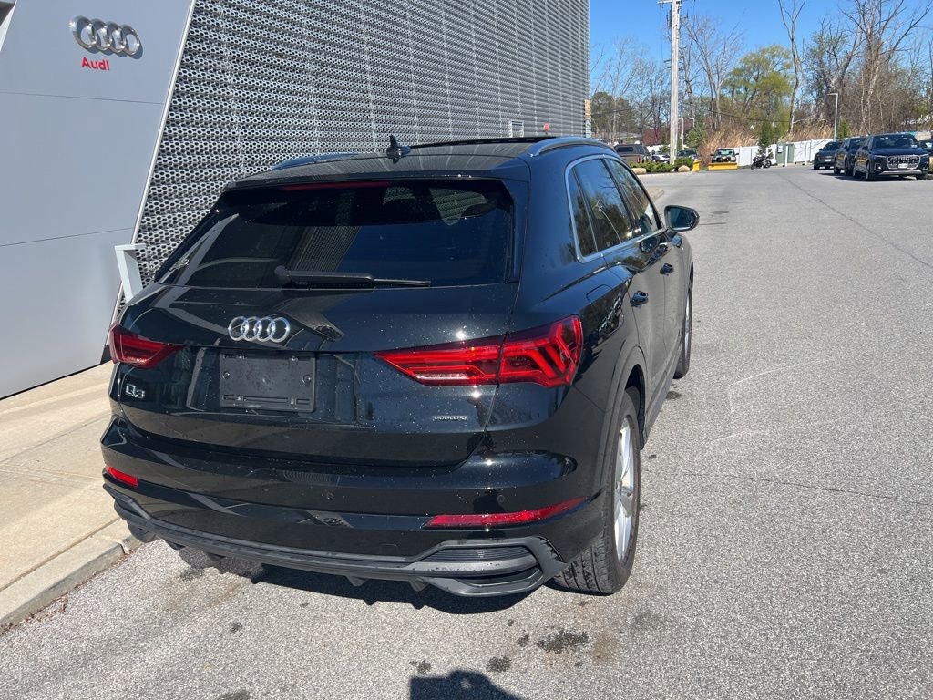 Used 2023 Audi Q3 2.0T Premium w/ Convenience Package image 26