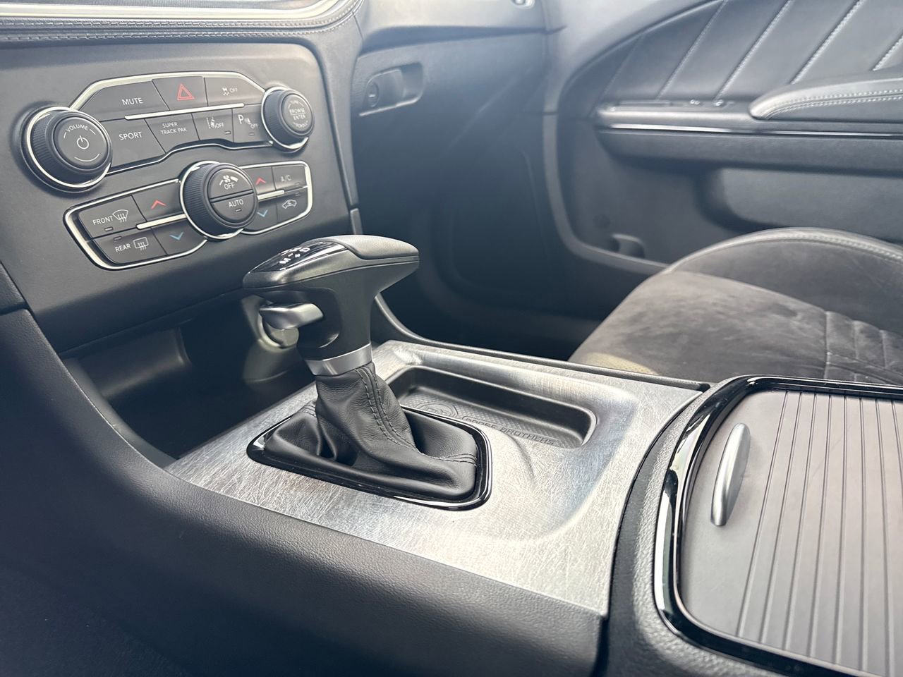 Used 2023 Dodge Charger R/T w/ Daytona Edition Group image 24