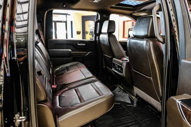 Used 2023 GMC Sierra 3500 Denali w/ Denali Ultimate Package AWD/4WD image 30