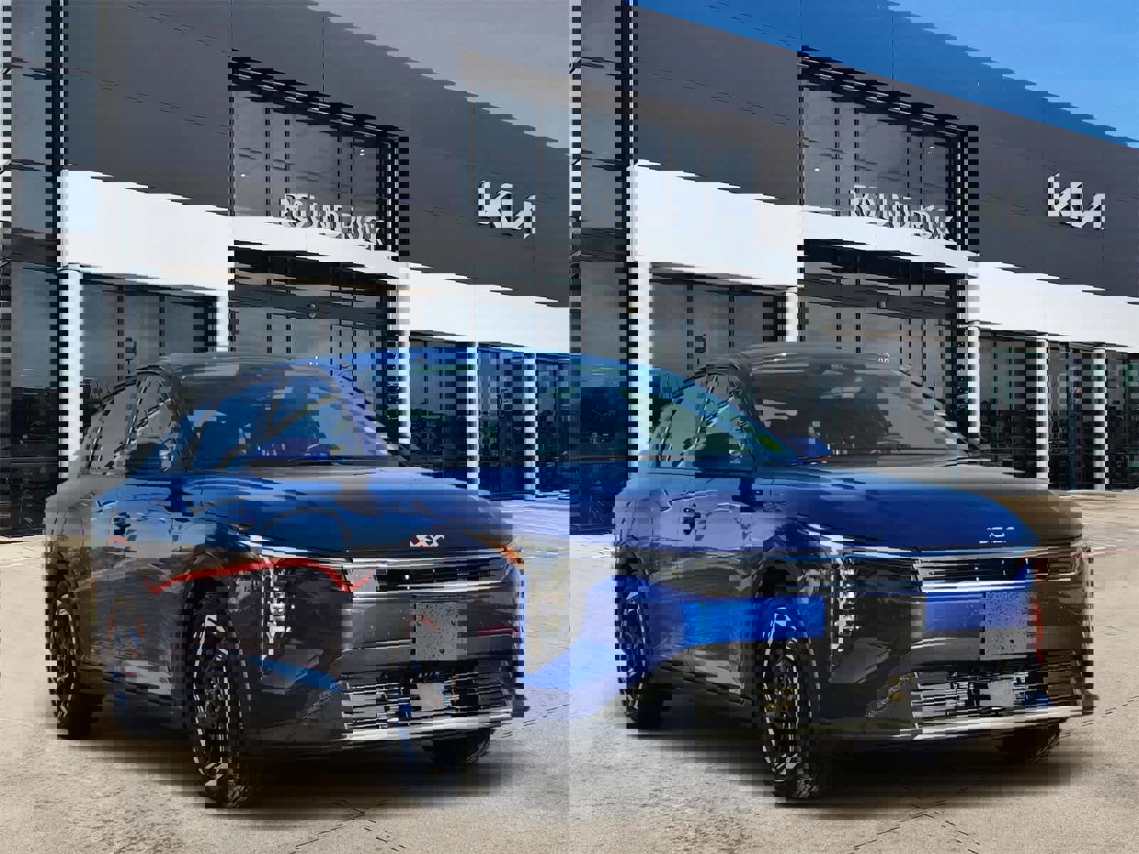 Certified 2025 Kia K4 EX image 3