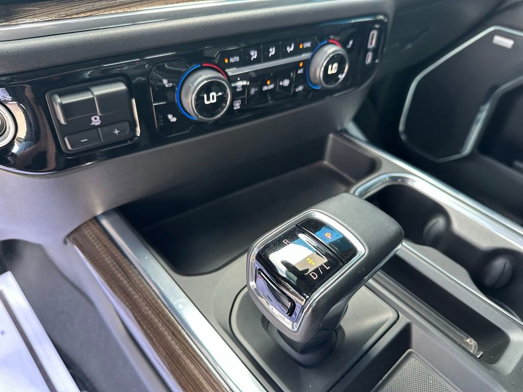 Used 2024 Chevrolet Silverado 1500 LT Trail Boss w/ Convenience Package II AWD/4WD image 35