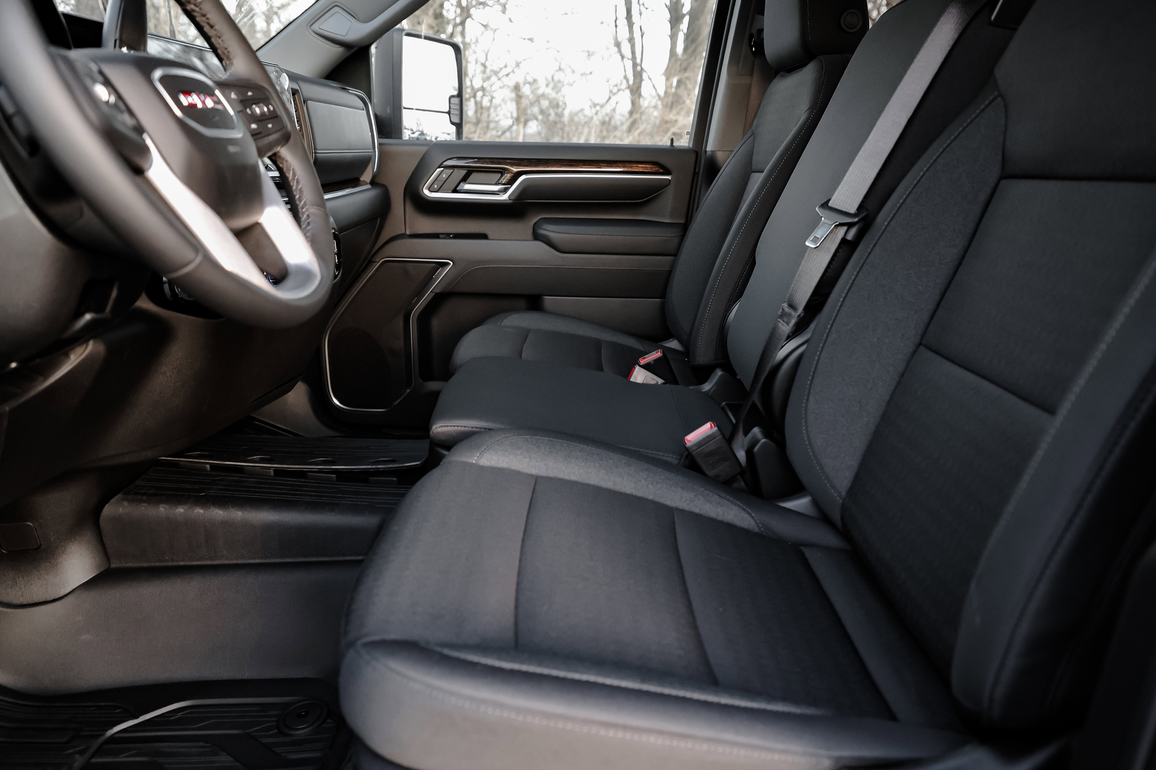 New 2026 GMC Sierra 2500 SLE w/ SLE Value Package; image 15