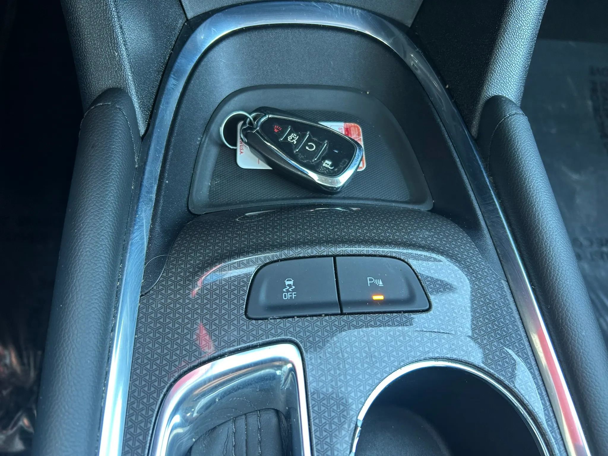 Used 2019 Chevrolet Malibu Hybrid w/ Leather Package FWD image 10