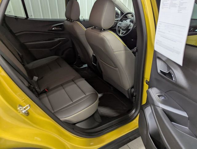 Used 2024 Chevrolet Trax ACTIV w/ Sunroof Package image 25