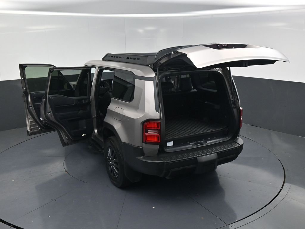 Used 2025 Toyota Land Cruiser 1958 image 21