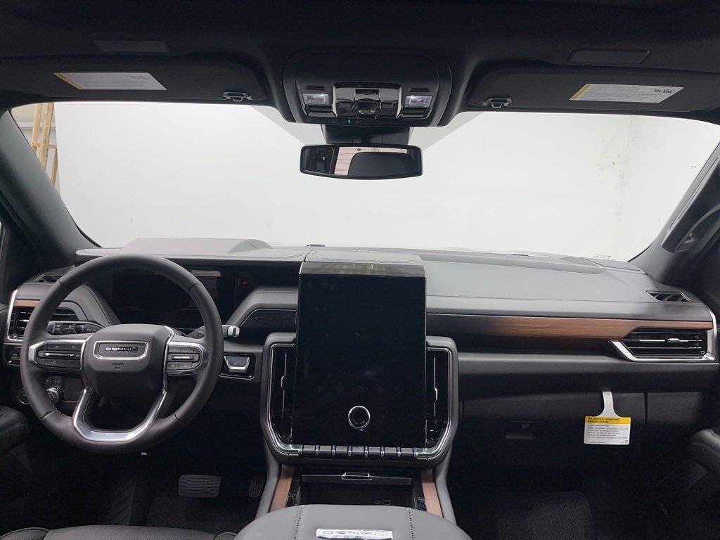 New 2026 GMC Yukon Denali w/ Sun & Power Step Package image 7
