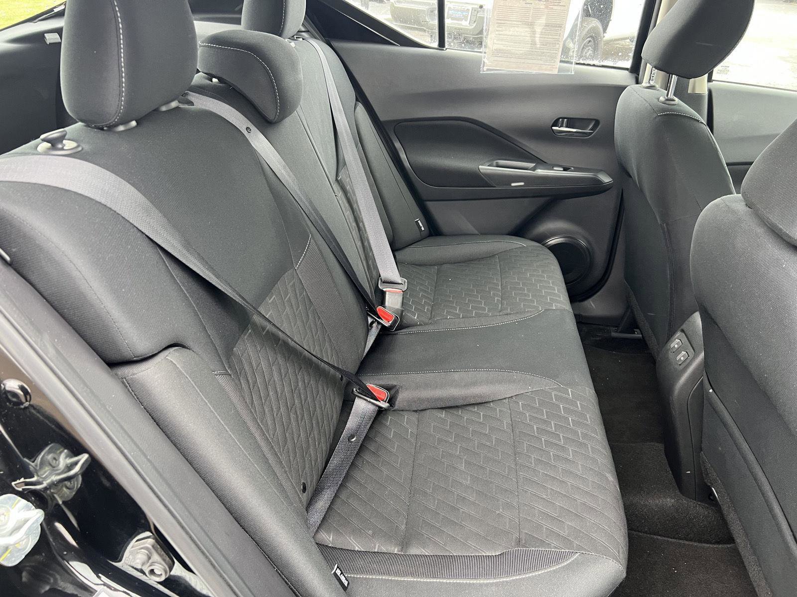 Used 2024 Nissan Kicks SV image 25