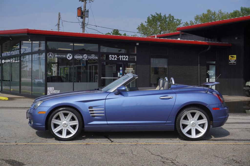 Used 2005 Chrysler Crossfire Limited RWD image 7