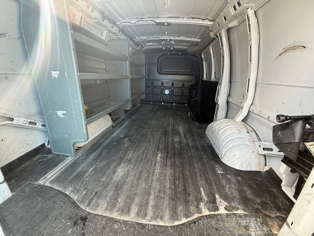 Used 2021 Chevrolet Express 2500 w/ Driver Convenience Package RWD image 11