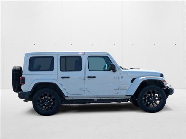 Used 2024 Jeep Wrangler Sahara image 6