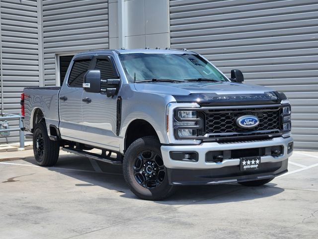 Used 2024 Ford F250 XL w/ STX Appearance Package AWD/4WD image 2