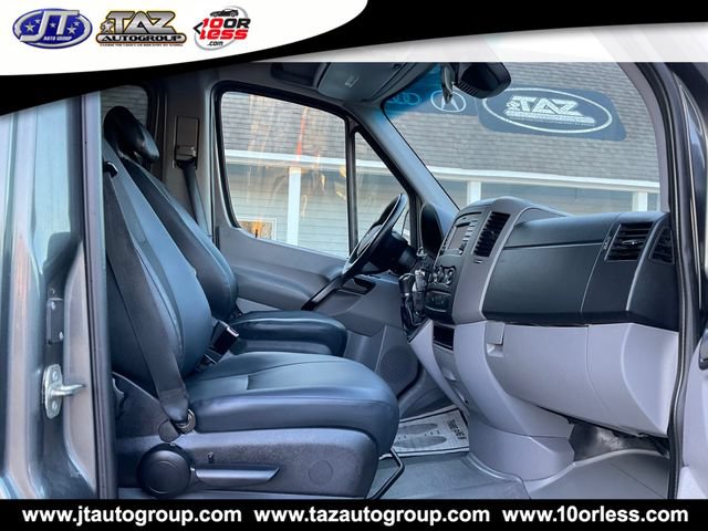 Used 2015 Mercedes-Benz Sprinter 2500 image 12
