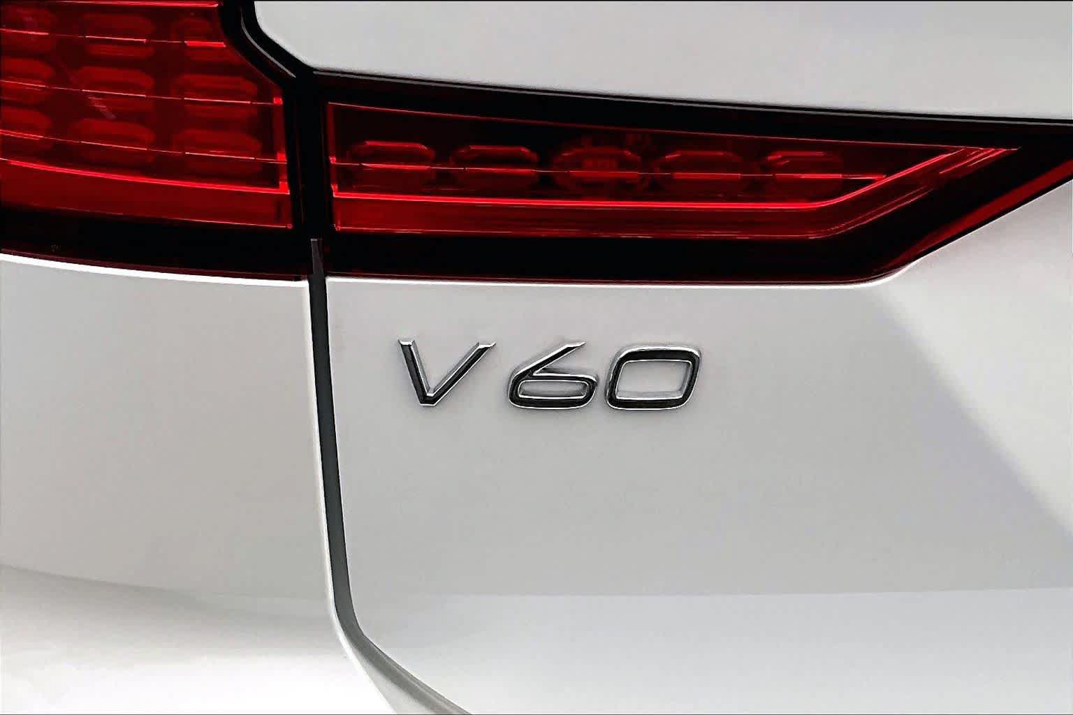 New 2026 Volvo V60 B5 Cross Country Plus w/ Climate Package AWD/4WD image 6