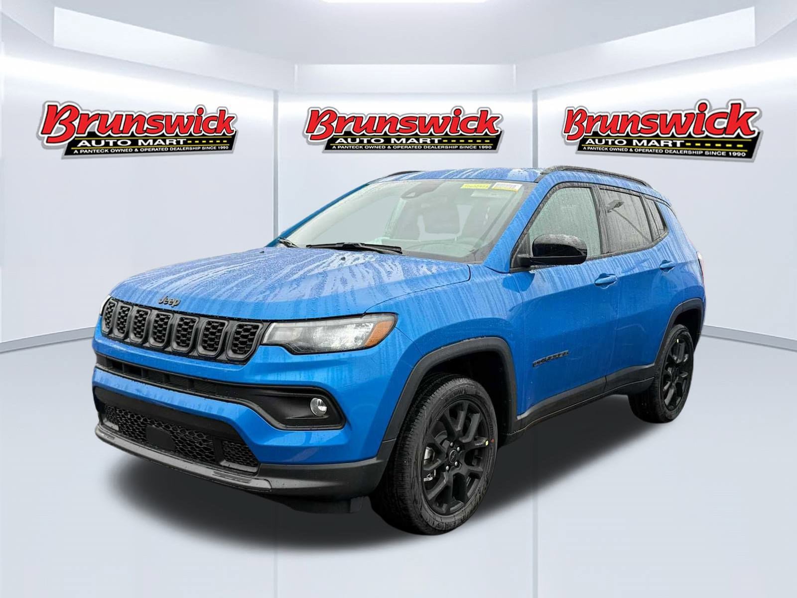 New 2026 Jeep Compass Latitude AWD/4WD image 1