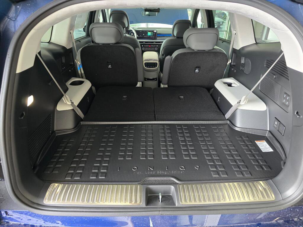 New 2026 Hyundai Ioniq 9 Calligraphy AWD/4WD image 15