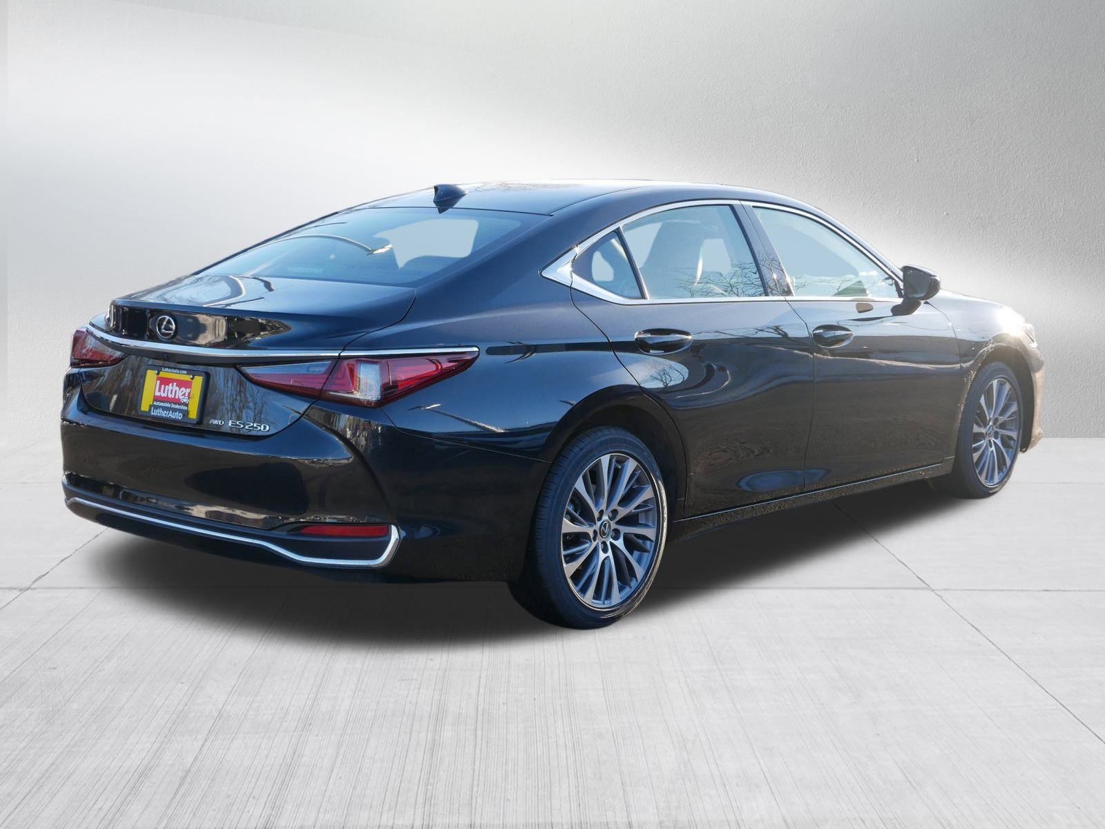 Used 2021 Lexus ES 250 w/ Premium Package image 7